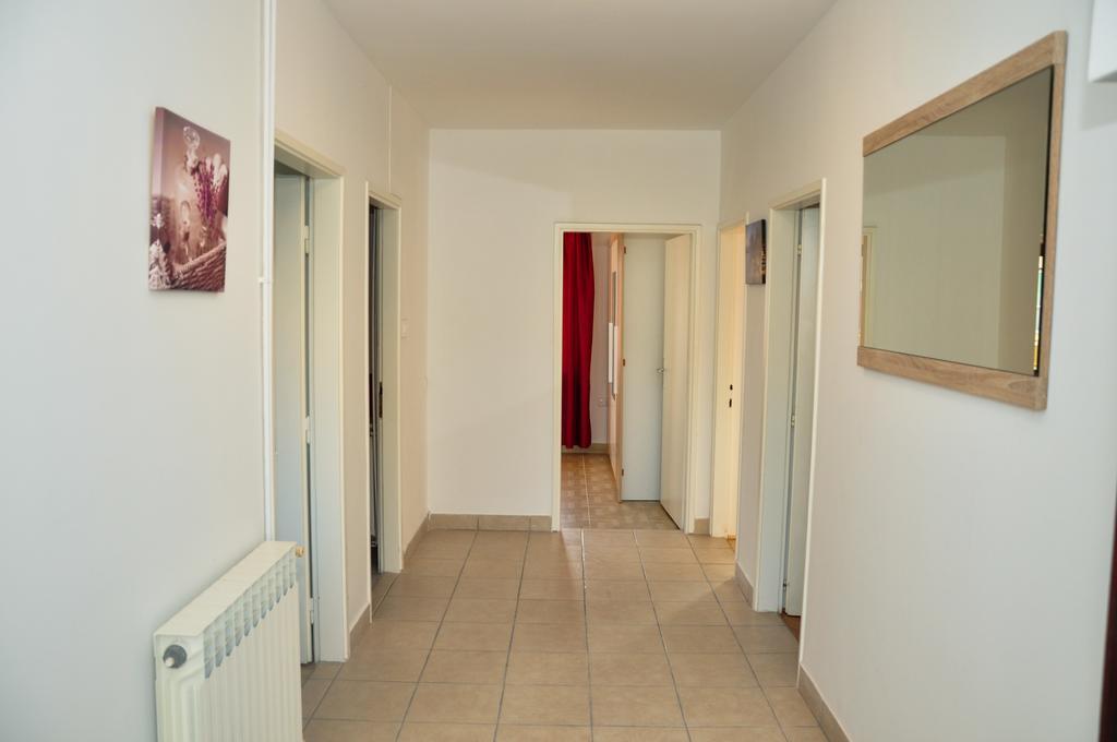 Apartment Rezo Zara Esterno foto