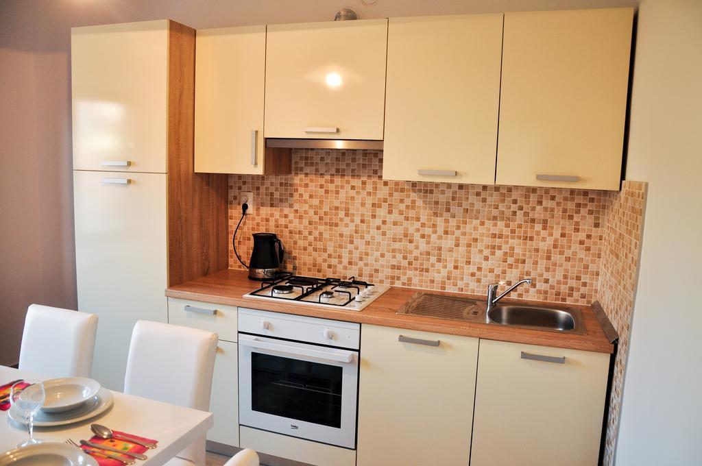Apartment Rezo Zara Esterno foto