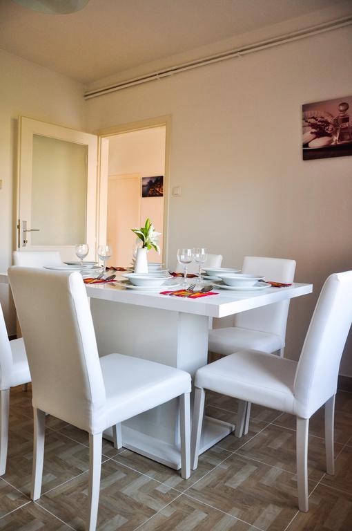 Apartment Rezo Zara Esterno foto
